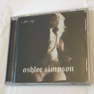 ⭐️10/10.00⭐️ Ashlee Simpson, I Am Me, CD